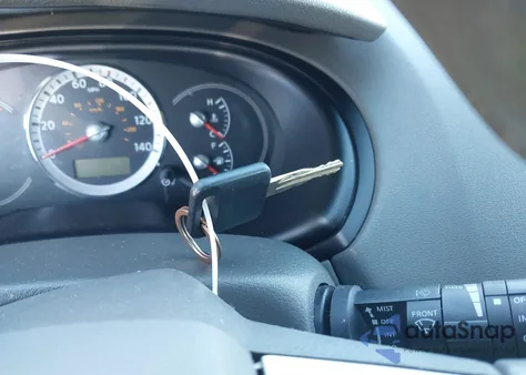 2008 Nissan Quest 3.5 S z USA, uszkodzony, nr VIN 5N1BV28U88N111466